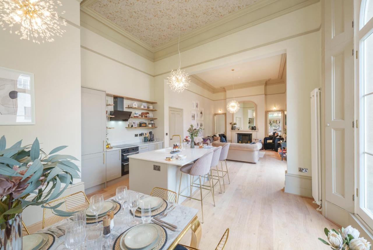 Apartment The Sovereign - 2 Bedroom In By Mint Bristol